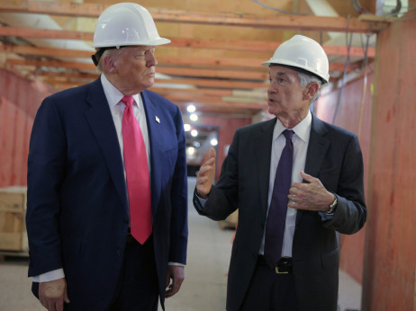 Trumpova gonja proti Powllu naletela na oviro