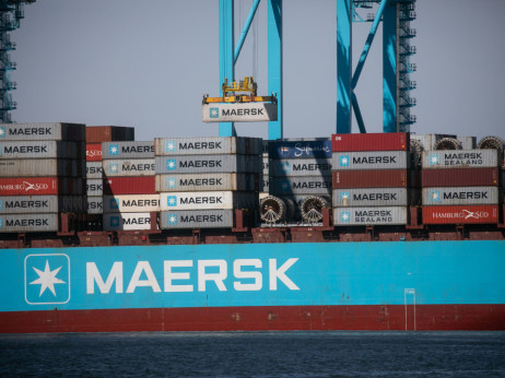 Ladijski gigant Maersk: Višje stroške bomo prenesli na stranke