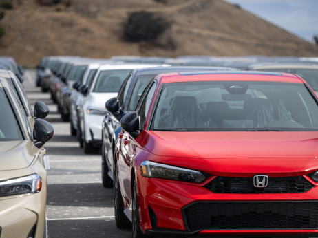 Honda po zgodovinski izgubi napoveduje preobrat