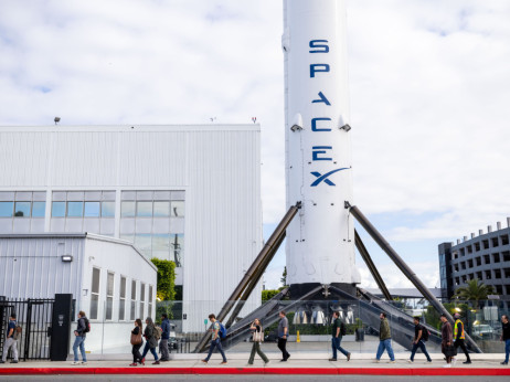 S&P zavrnil hitro vključitev SpaceX in drugih velikih IPO-jev v indeks