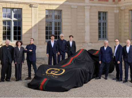 Formula 1 kot luksuzna ekonomija pozornosti: od Ecclestonove revolucije do ekipe Gucci Alpine