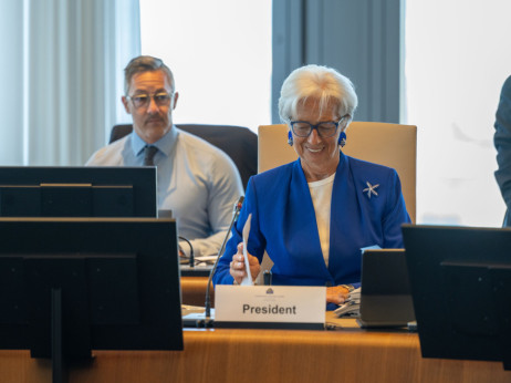 ECB pred prvim zvišanjem obrestnih mer po letu 2023