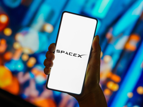 Top 5 novic za začetek dneva: Trump preklical napad, Iran molči, SpaceX na borzo