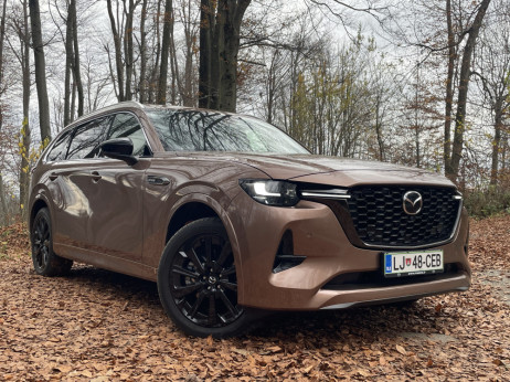 Test mazda CX-80: Poslednji samuraj s šestvaljnikom in sedmimi sedeži