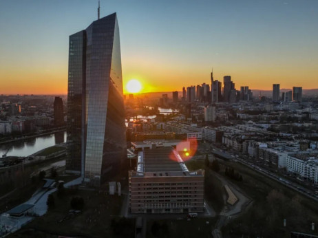 Alarm v Frankfurtu: Zakaj ECB pregleduje poslovne knjige več kot 20 bank?