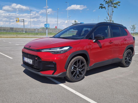 Testirali smo toyoto corollo cross GR sport: Avto, s katerim je lahko živeti
