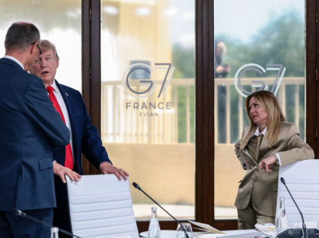 Meloni proti Trumpu - kaže, da je pripravljena tvegati še večji konflikt
