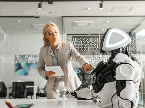 Roboti že strežejo in zidajo. Katera delovna mesta bodo prevzeli naslednja?