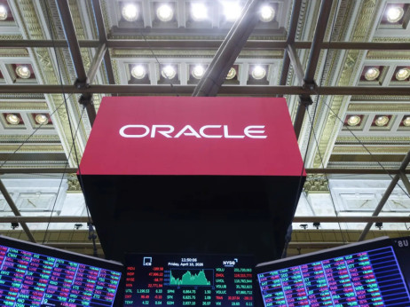 Oracle je v letu dni izgubil več kot 50 odstotkov, analitiki priporočajo nakup