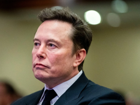 Tesla najbolj v letu dni strmoglavila zaradi skrbi vlagateljev