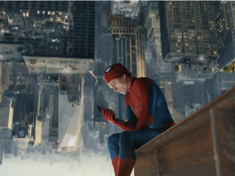 Superheroj Spider-Man se je vrnil – z več čustvi in še večjim zaslužkom!