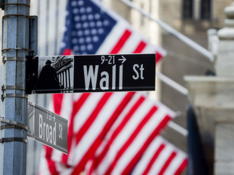 Nespodbudni podatki o zaposlovanju spodbodli Wall Street
