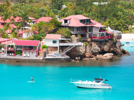 St. Barts: Kako je karibski raj postal žrtev lastnega razkošja
