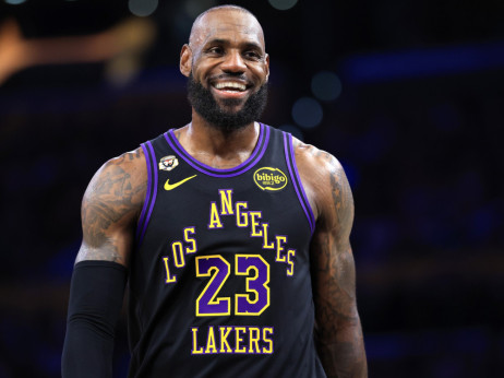 LeBron James si je s pomočjo Guggenheima zagotovil 300 milijonov dolarjev financiranja