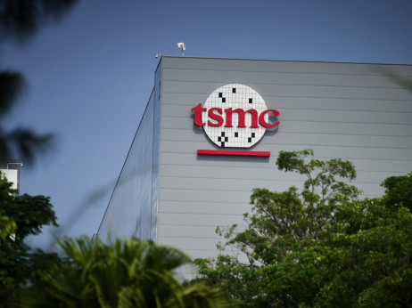Prihodki TSMC zrasli za 53 odstotkov, saj povpraševanje po čipih presega ponudbo