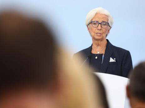 Lagarde pravi, da bo trenutni inflacijski šok trajal dlje