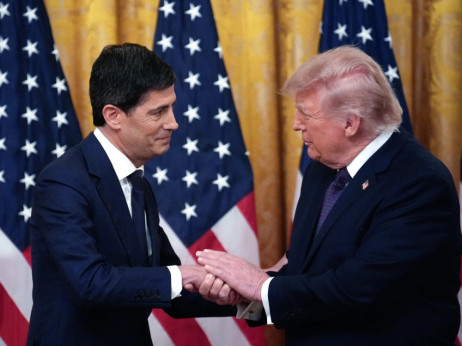 Fed naj bi kljub nasprotovanju Trumpa danes zvišal stroške zadolževanja
