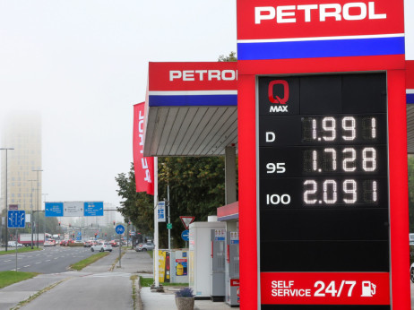 Petrol za sprostitev cen goriv: Svari, da brez sprememb zanesljive oskrbe dolgoročno ne bo