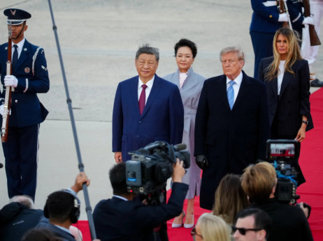 Top 5 novic za začetek dneva: Trump in Xi z ekonomsko oljčno vejico