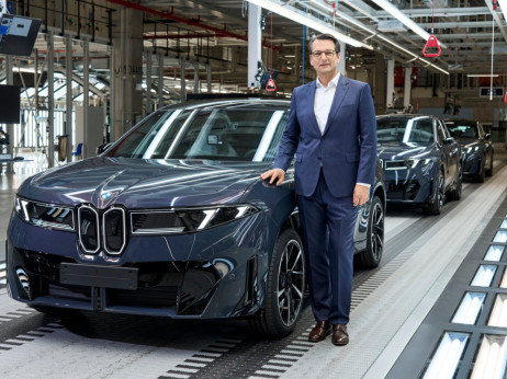 BMW z novim valom odpuščanj ne skriva, da je razlog uvajanje AI