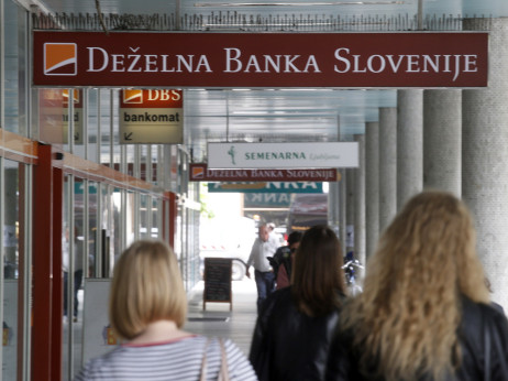 NLB s prevzemom DBS odpira vprašanje 38 poslovalnic