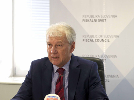 Fiskalni svet opozarja: rebalans odmika Slovenijo od fiskalnih ciljev