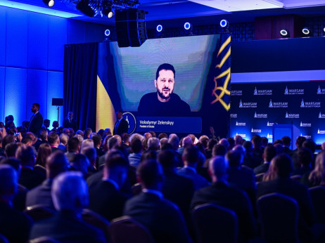 Zelenski: Če Putin zavrne premirje, se napadi nadaljujejo