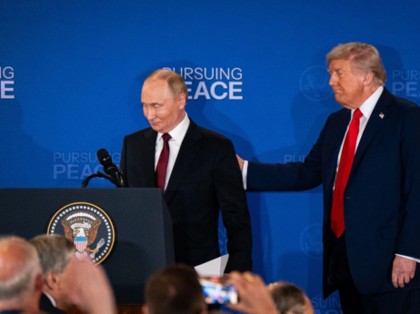 Trump začasno odpravil carine in sankcije proti ruski energetiki
