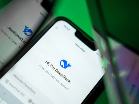 ZDA želijo kitajski DeepSeek izključiti iz sistemov zveznih agencij